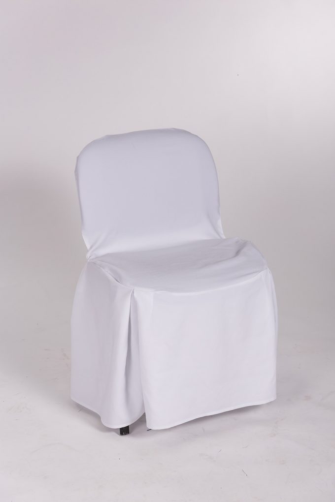 Stolička s bielym návlekom
